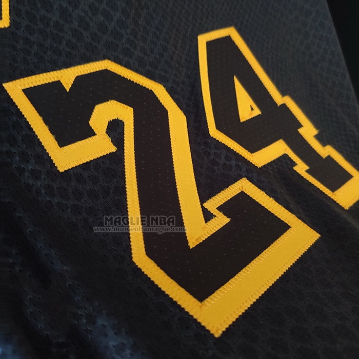 Maglia
 Kobe Bryant NO 24 Los Angeles Lakers Black Mamba Autentico
 Nero
